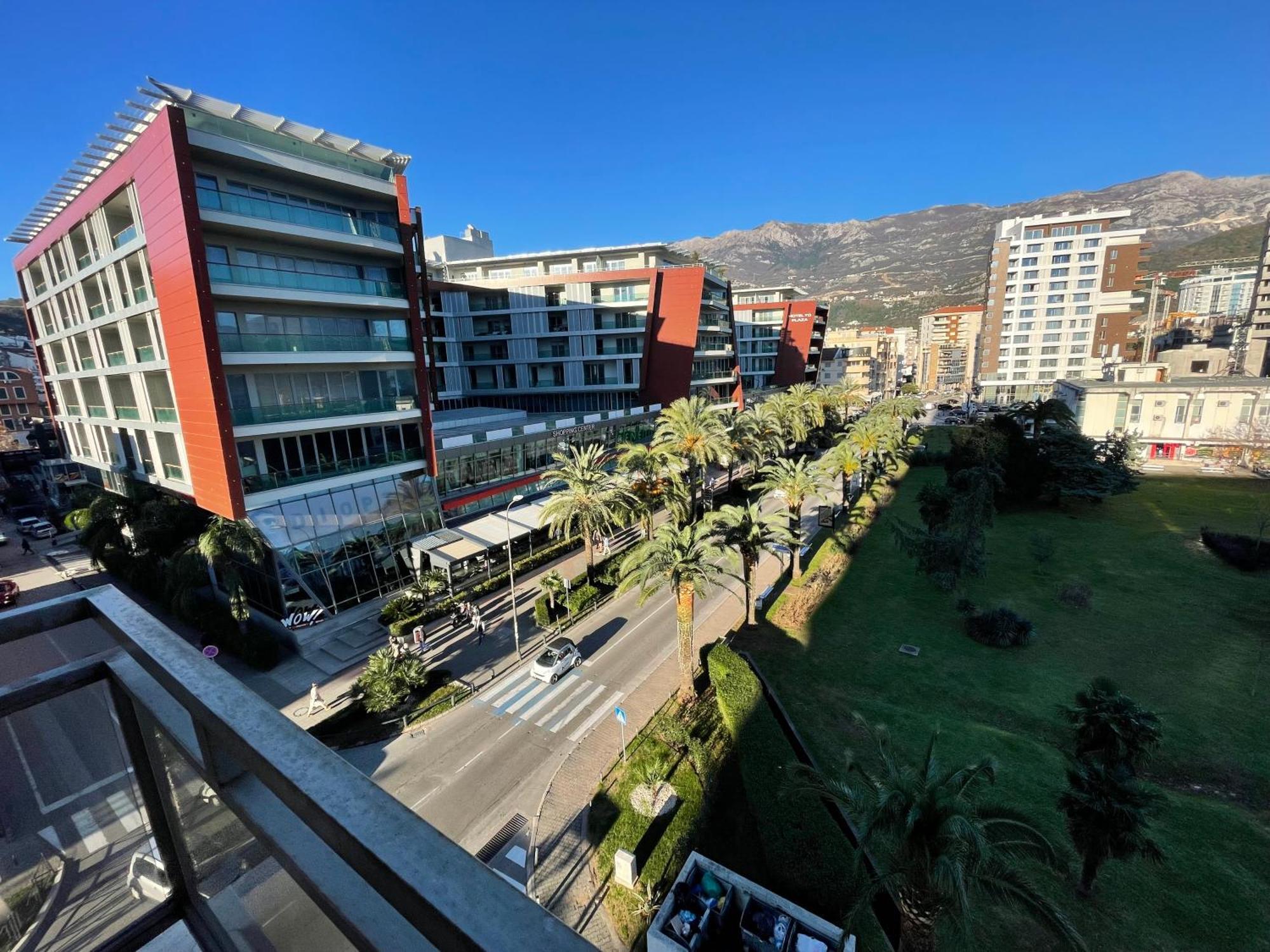 Lux Komel * Budva